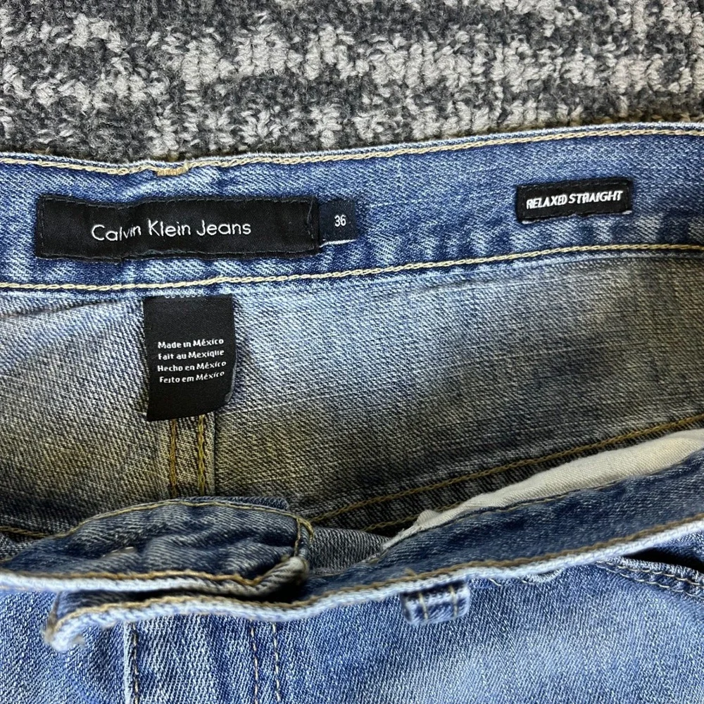 Calvin Klein Jeans Mens 36x30 Relaxed Straight Light Blue Denim 4106051